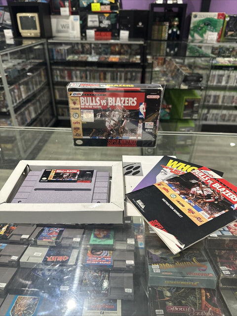 Bulls vs. Blazers and the NBA Playoffs (Super Nintendo, 1992) CIB SNES Complete